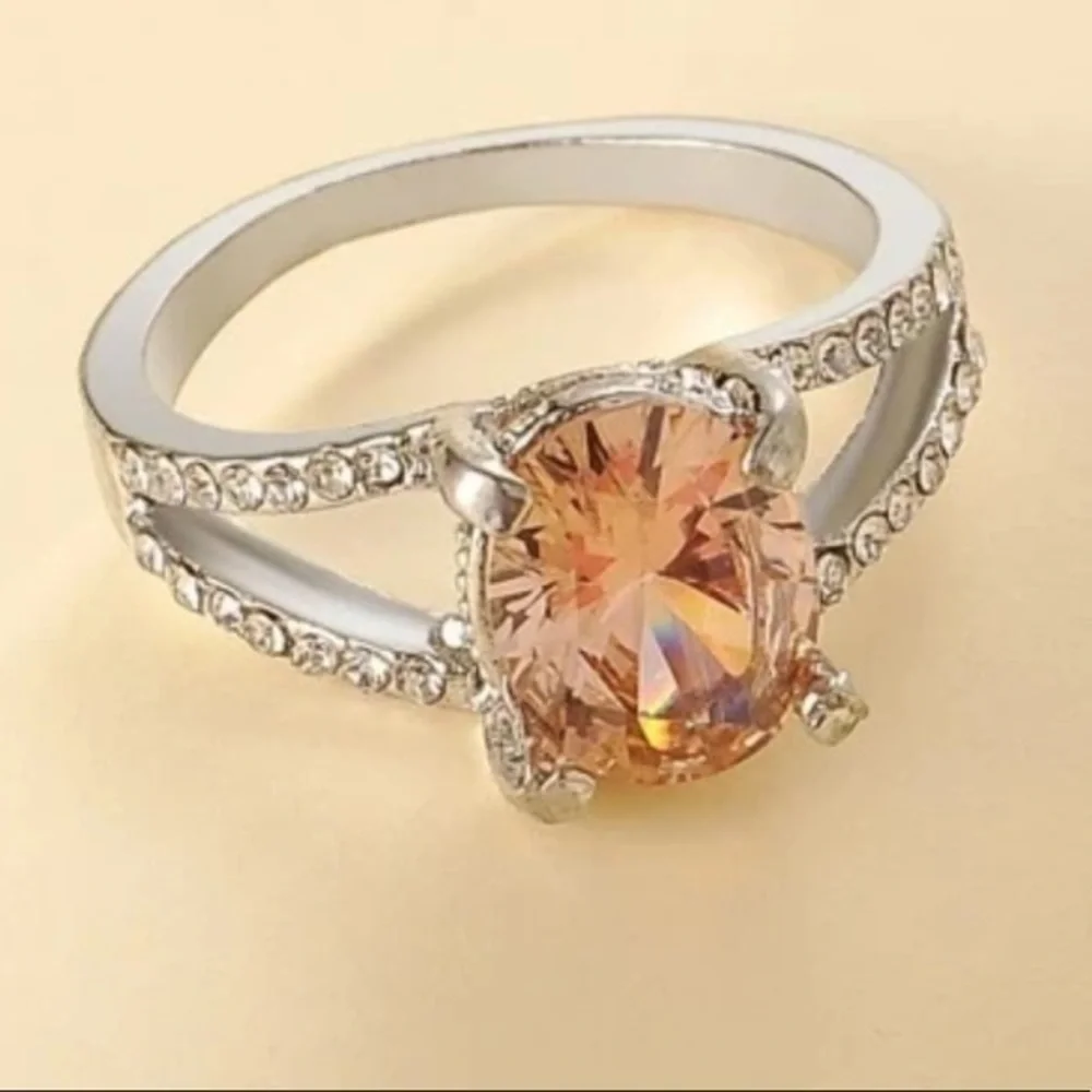 💋 Morganite faux diamond oval ring
